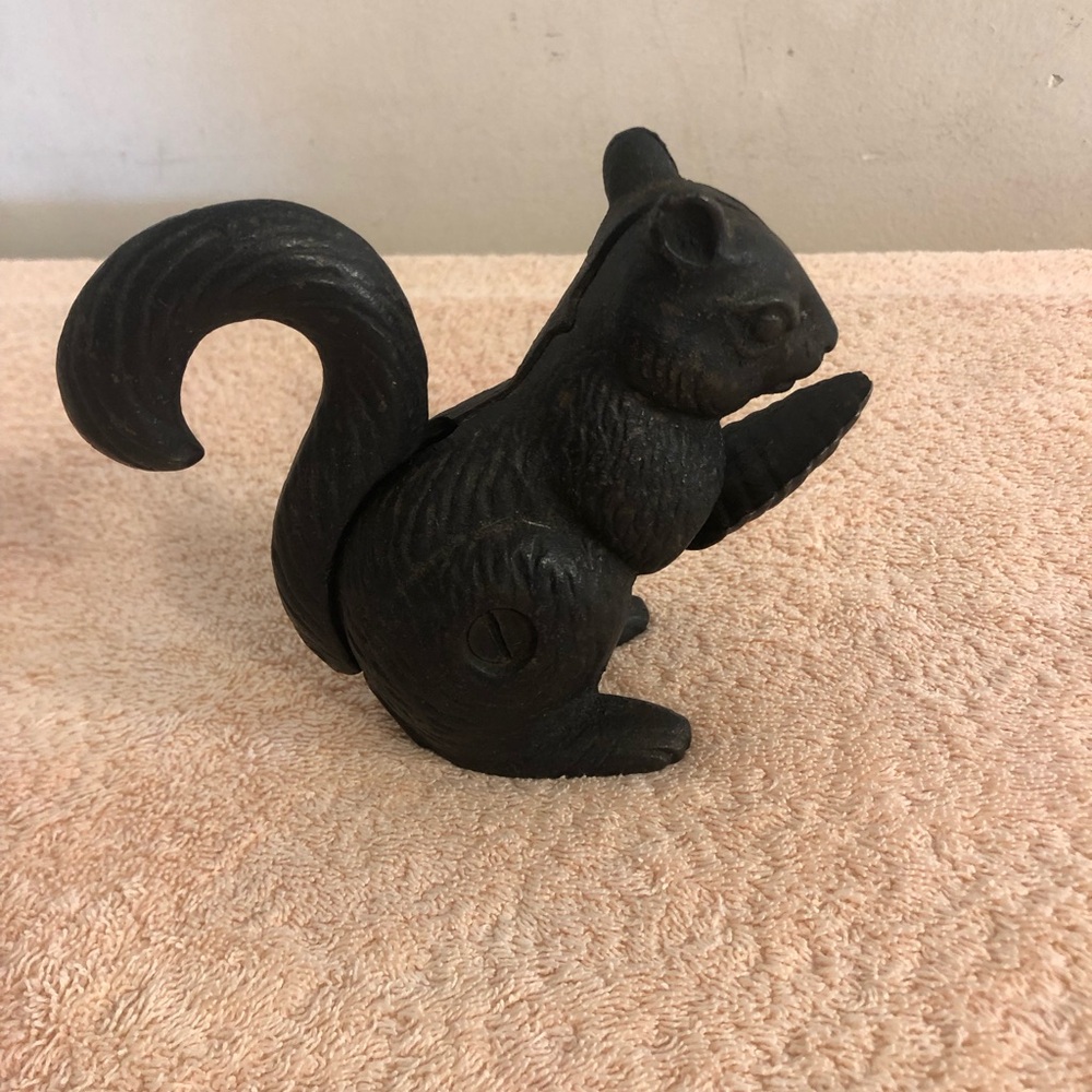 MCM Cast Iron Squirrel Nut Cracker 4 1/2” Tall
